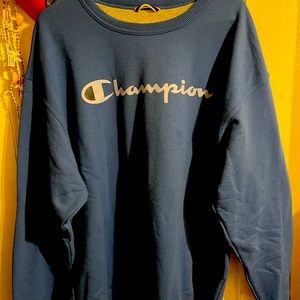 NWOT Champion excellent condition! Never worn. Very nice blue color! See pics!